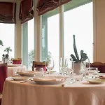 Hotel Grand Majestic 4*