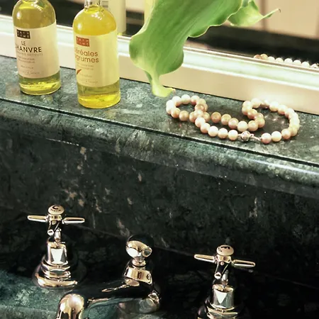 Hotel Grand Majestic 4*