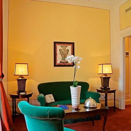 Hotel Grand Majestic