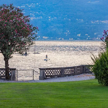 Отель Grand Majestic