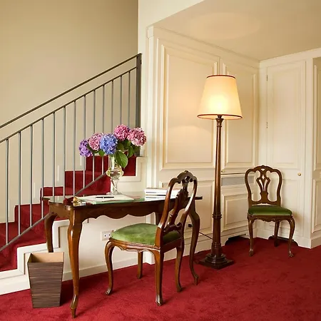 Grand Majestic 4*
