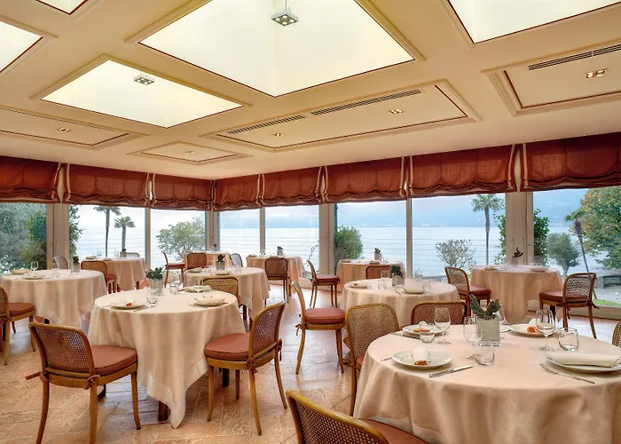 Hotel Grand Majestic 4*