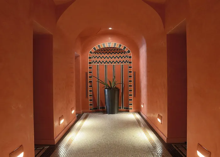 Hotel Grand Majestic