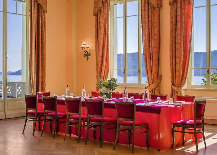 Hotel Grand Majestic 4*